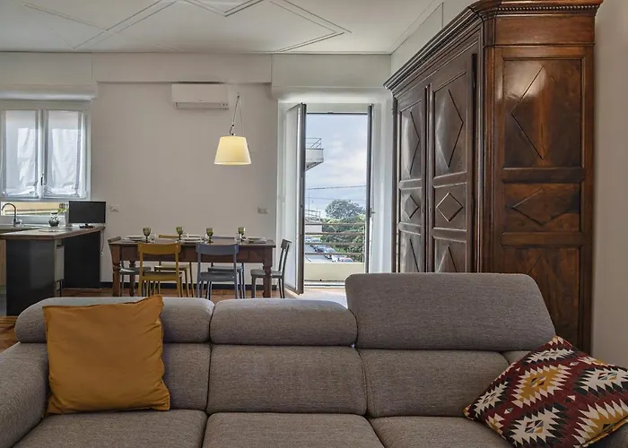 Beauty & Design In The Center By Wonderful Italy Janov